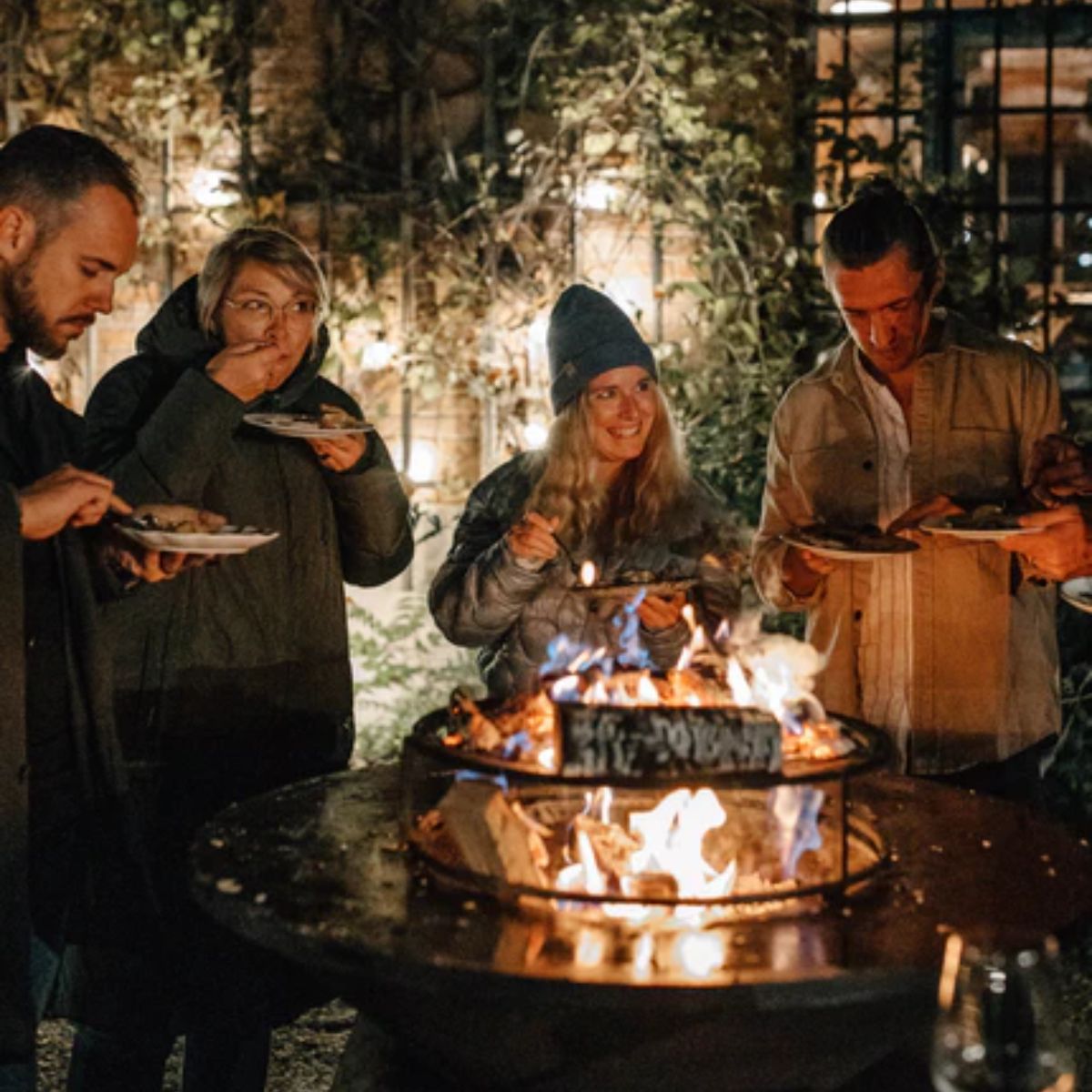 Hohe Feuerschale 75 aus Cortenstahl